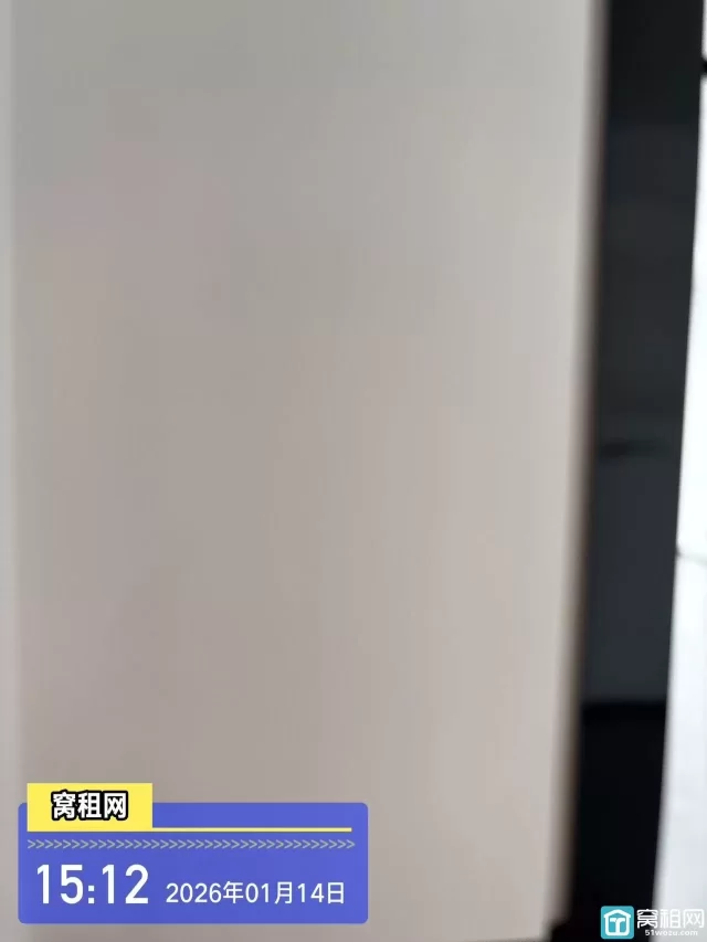 宁波高铁站对面星悦中心135平米精装修办公室朝南招租