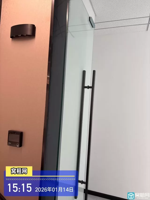 宁波汽车南站附近星悦中心大厦76平米小面积精装修办公室4000元/月出租