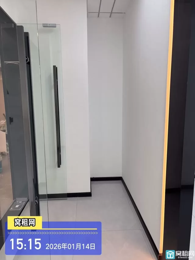 宁波汽车南站附近星悦中心大厦76平米小面积精装修办公室4000元/月出租