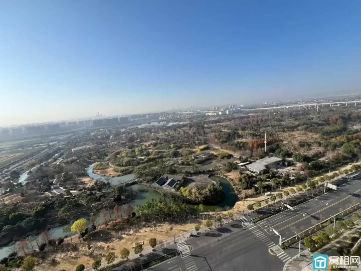 宁波甬江科创协同创新中心115 平，东南朝向，单价1.3元，含税