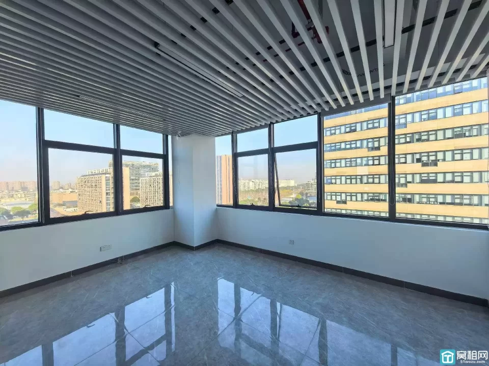 镇海庄市 萌恒大厦 72平 带隔间 西北朝向 