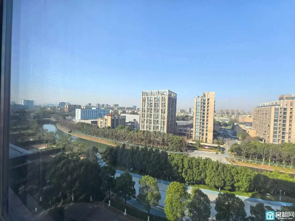 镇海庄市 萌恒大厦 72平 带隔间 西北朝向 