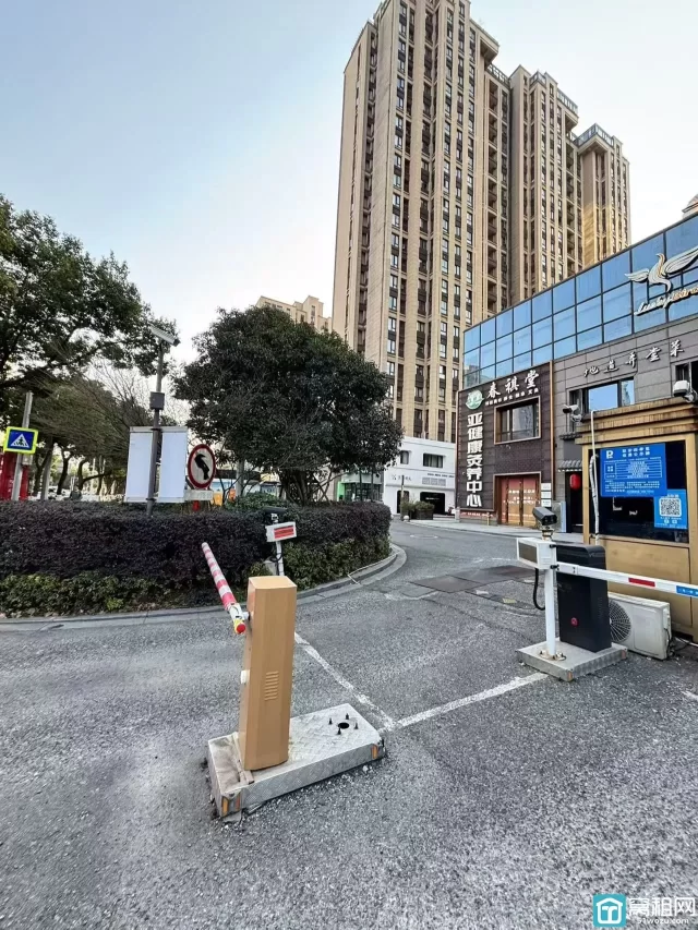 宁波联安四季里大厦停车收费