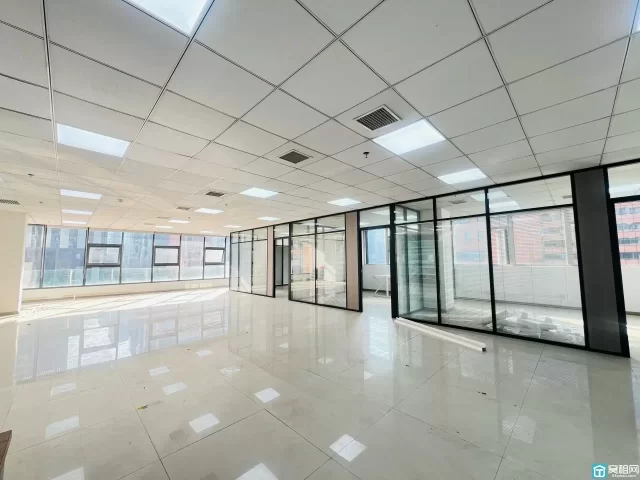 宁波美豪大厦335平，东南双面采光，4个隔间，价格来谈就租