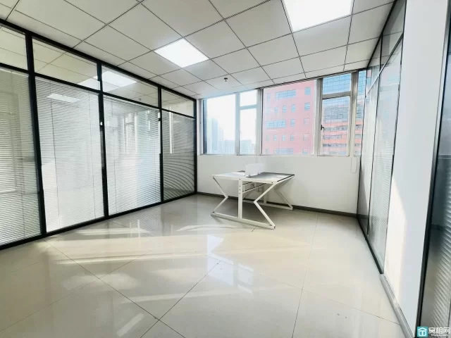 宁波美豪大厦335平，东南双面采光，4个隔间，价格来谈就租