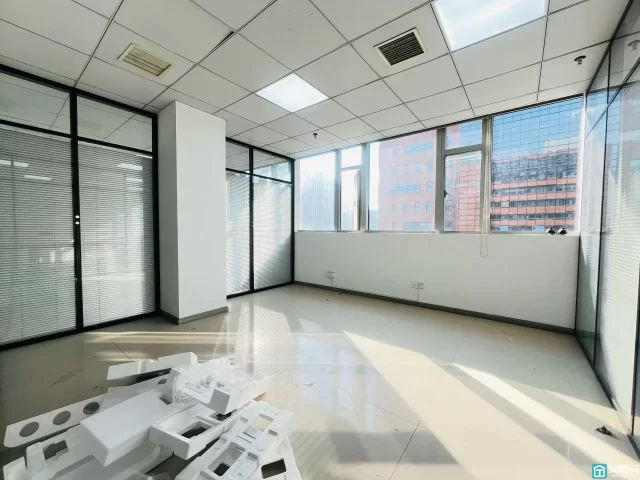 宁波美豪大厦335平，东南双面采光，4个隔间，价格来谈就租