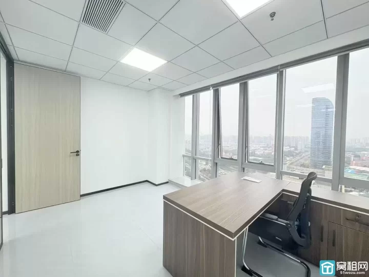 鄞州商会北楼面积：105平价格：4500元/月