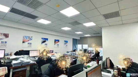 东部新城航运中心隔壁汇银国际大厦230平方精装办公楼出租