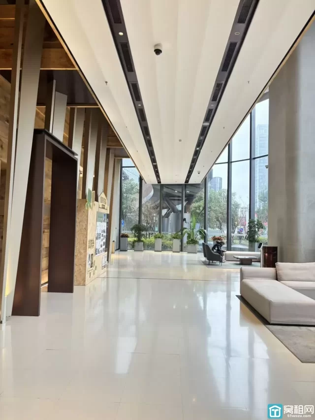 宁波塔现在停车有什么优惠政策或者免费时间的吗？