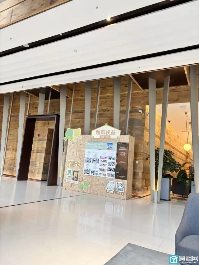 宁波塔现在停车有什么优惠政策或者免费时间的吗？