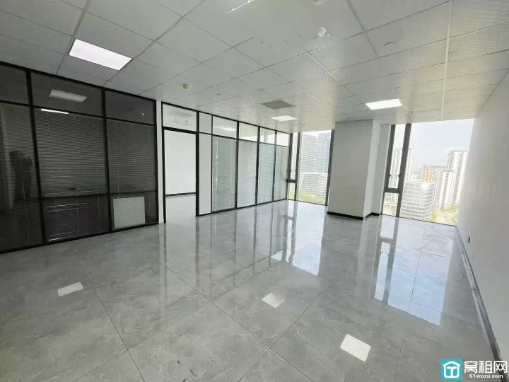 宁波高新区高端写字楼浙商大厦140平米落地窗视野好办公室出租