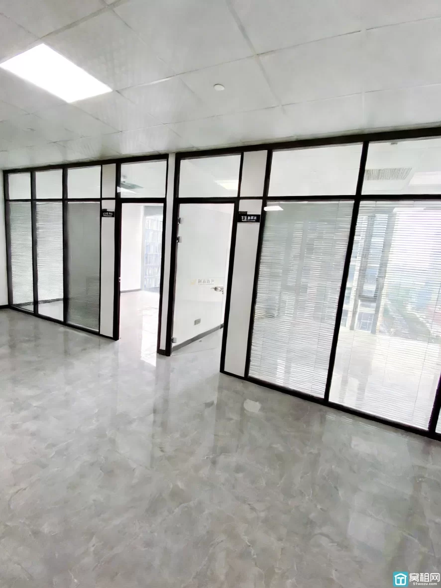 宁波三方大厦附近浙江银行总部大楼130平米办公室出租