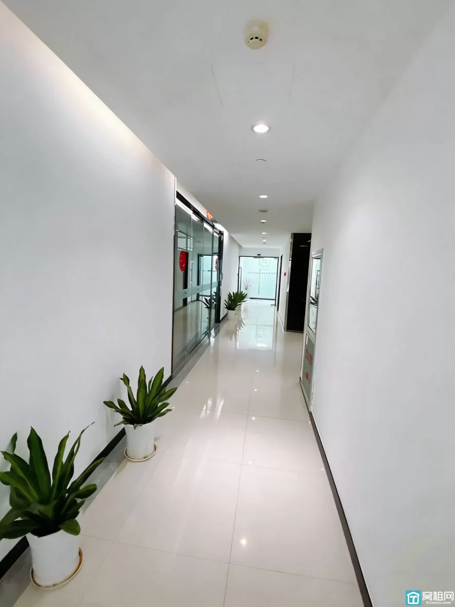 宁波三方大厦附近浙江银行总部大楼130平米办公室出租