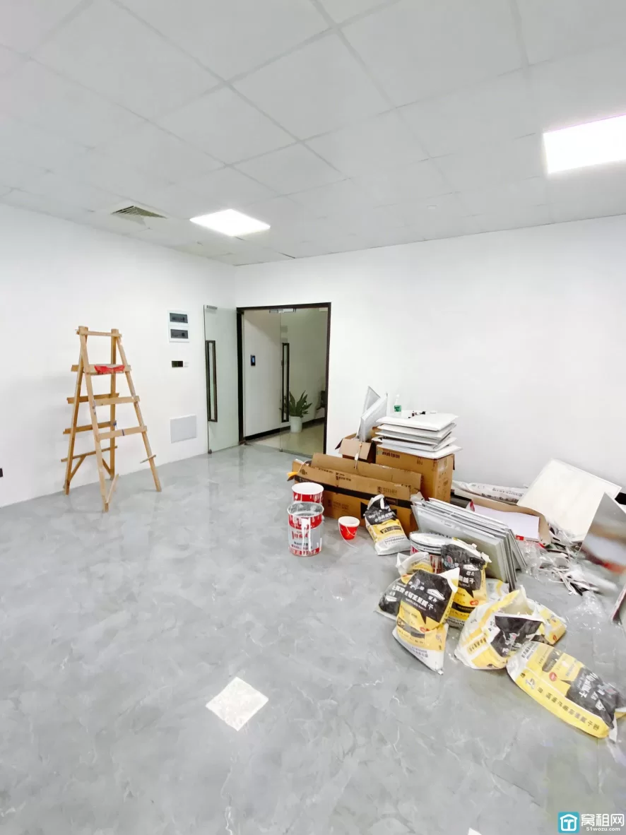 宁波三方大厦附近浙江银行总部大楼130平米办公室出租