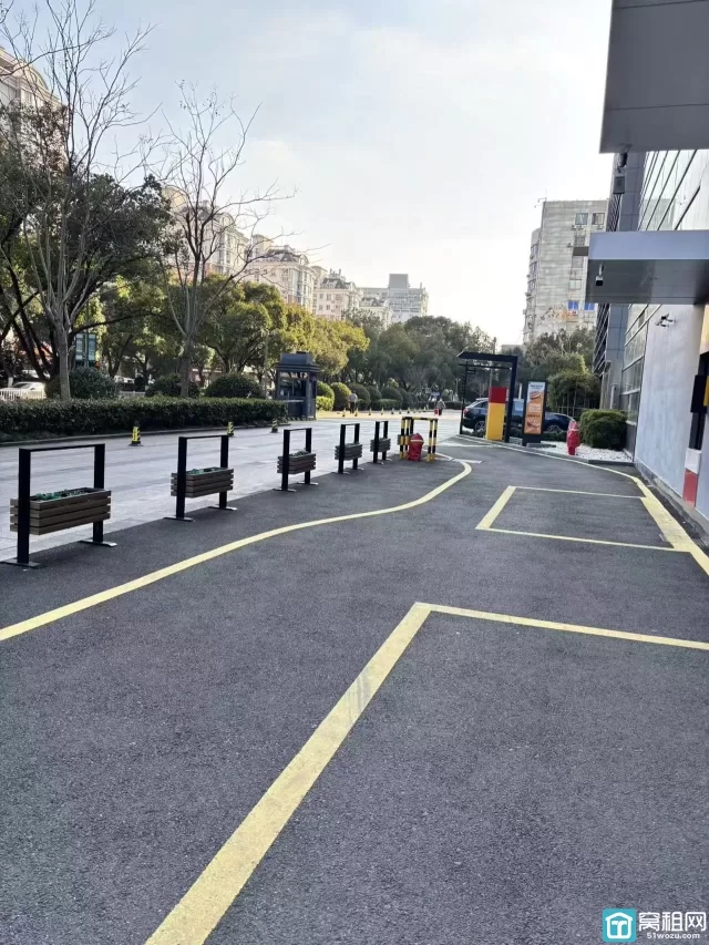 宁波桑田路福康大厦停车收费