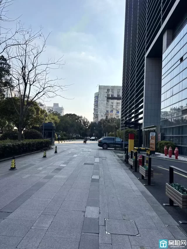 宁波桑田路福康大厦停车收费