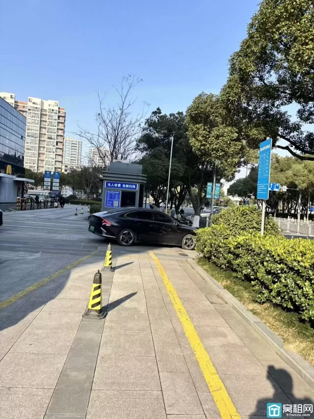 宁波桑田路福康大厦停车收费