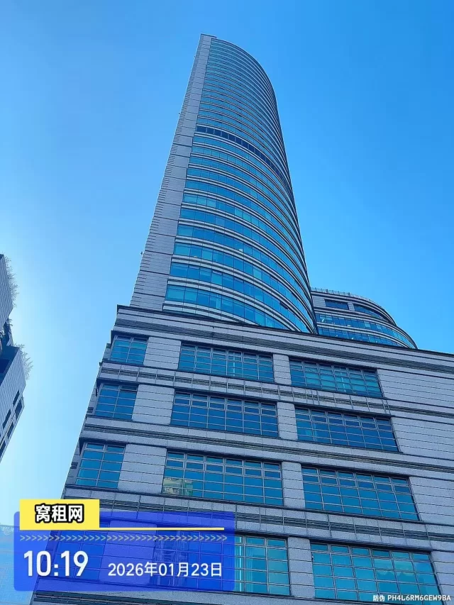 红巨大厦(图4) 红巨大厦(图4)