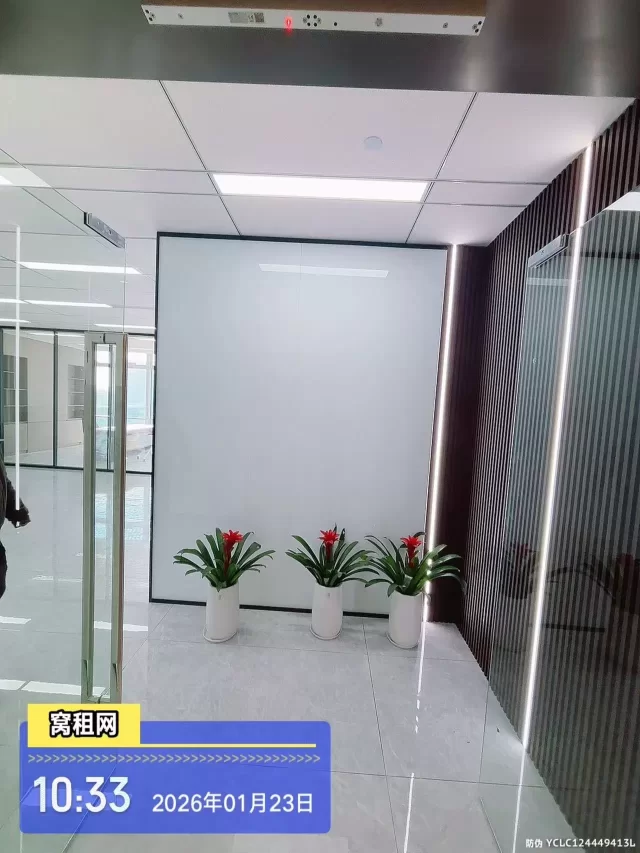 南部商务区铁建大厦152平米全新办公室出租南朝向7800元一个月