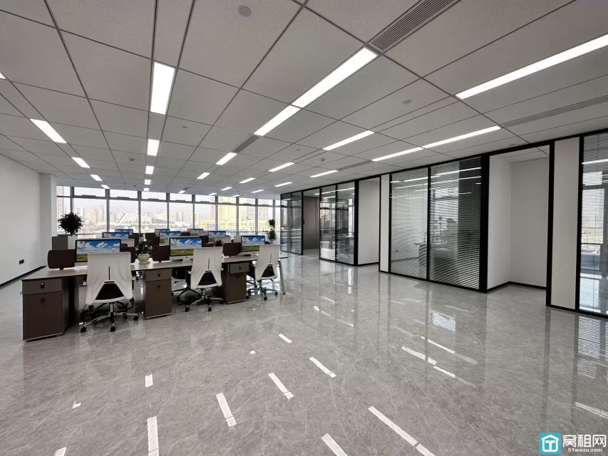 宁波金东大厦隔壁铁建大厦出租356平办公室17700元租金/月