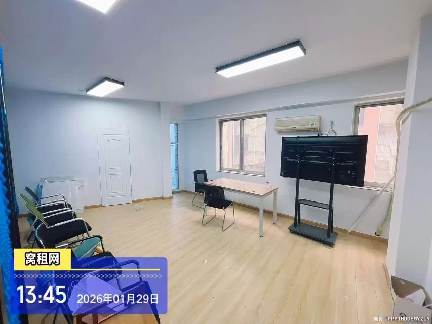 海曙区开明街汇金大厦对面苍水大厦80平米小面积写字楼出租2500元