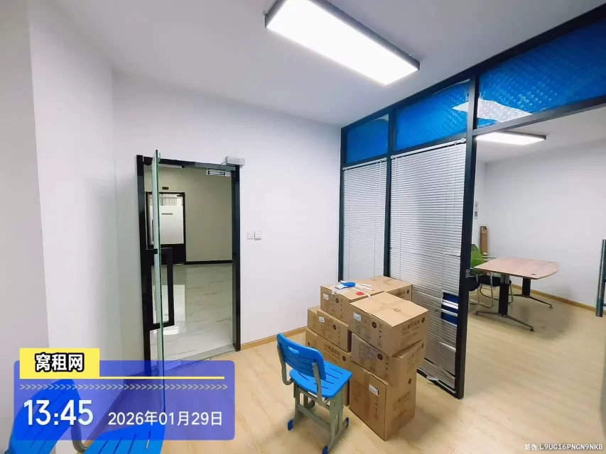 海曙区开明街汇金大厦对面苍水大厦80平米小面积写字楼出租2500元