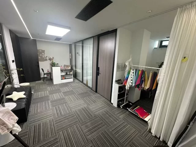 钱湖天地出租办公室105平方，4800元/月