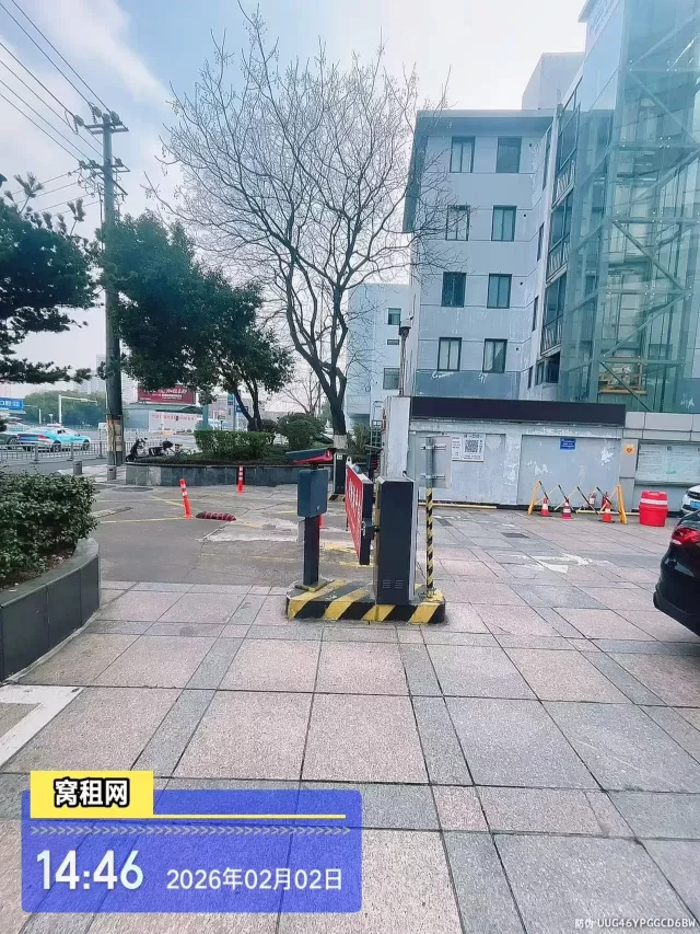 宁波长春大厦隔壁的天元大厦停车场如何收费？