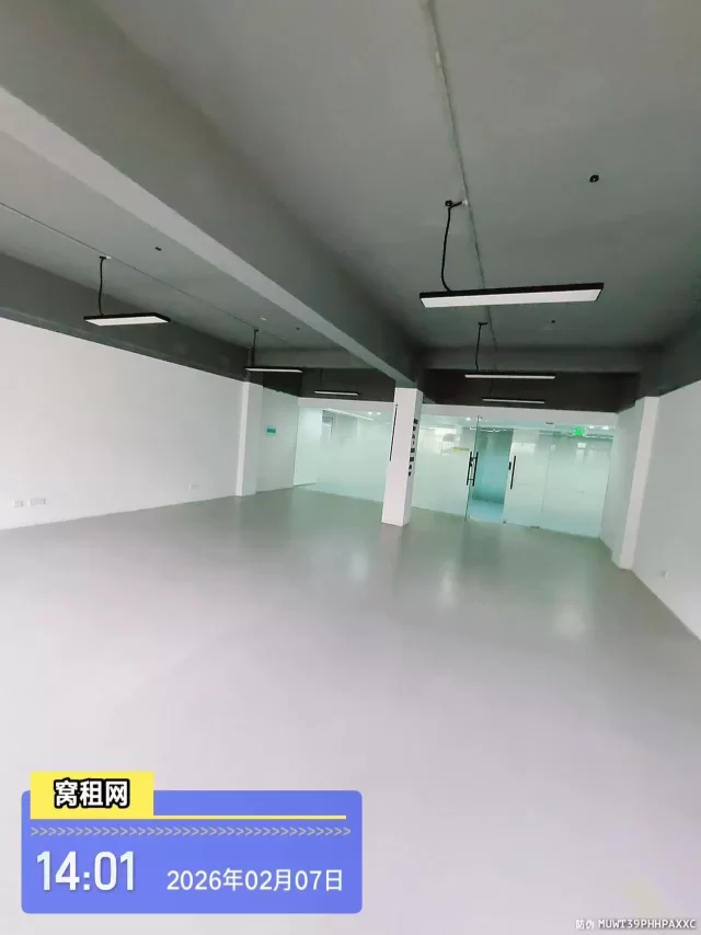 鄞州下应云裳谷科技园区125平米朝南办公室出租租金5000元/月