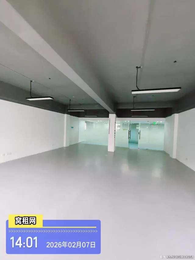 鄞州下应云裳谷科技园区125平米朝南办公室出租租金5000元/月