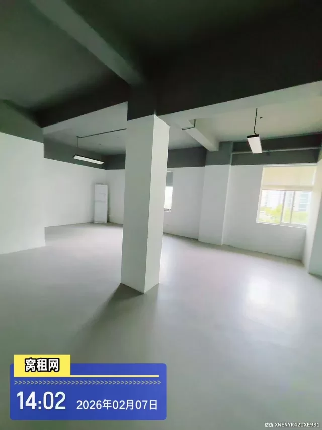 鄞州鄞县大道云裳谷园区96平米办公室3900元/月出租