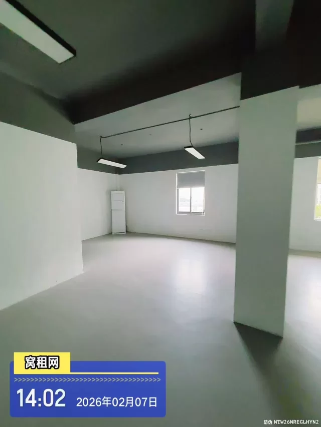 鄞州鄞县大道云裳谷园区96平米办公室3900元/月出租