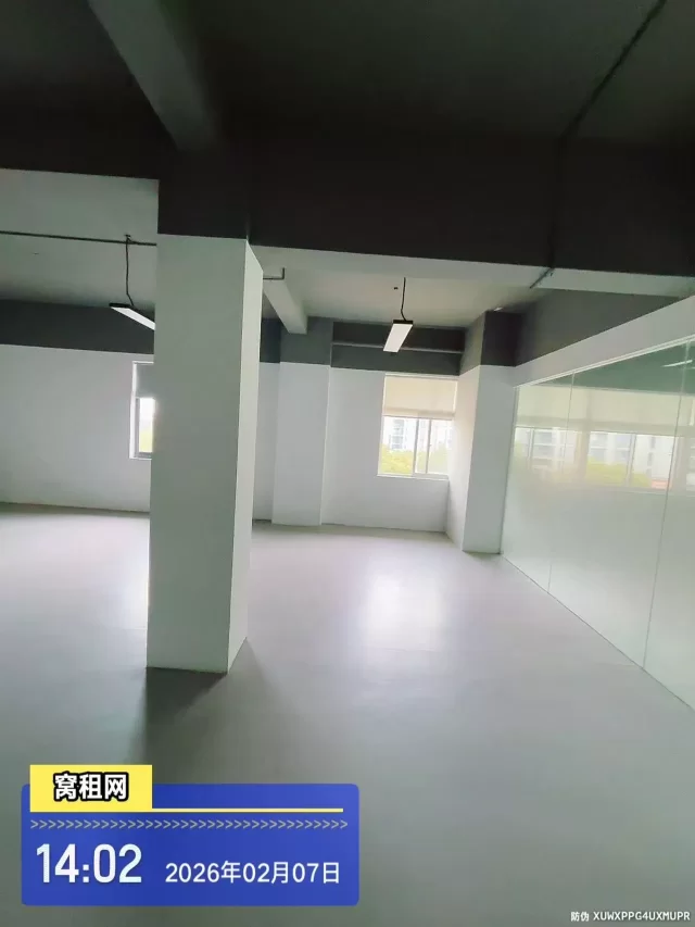 鄞州鄞县大道云裳谷园区96平米办公室3900元/月出租