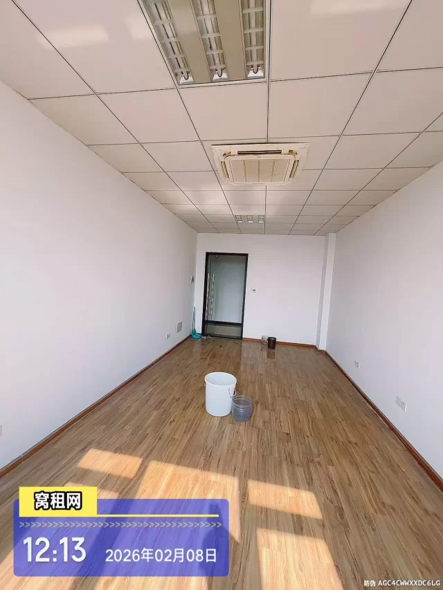 宁波映月江南府对面和悦大厦43平米精装修办公室招租