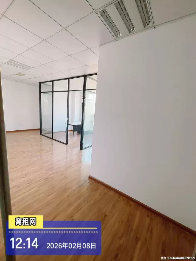 鄞州区福庆南路和悦科技大厦85平米朝南办公室出租4000元/月