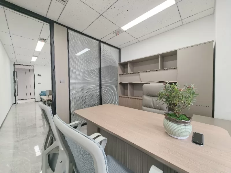 宁波研发园B1区写字楼出租62平米，月租金2600元