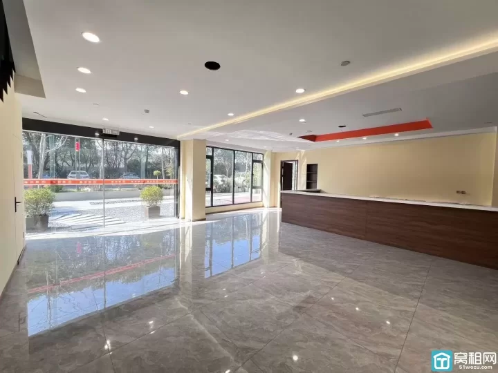 高新区超大前庭花园+后花园，稀缺户型 452平1+2户型，独门独户