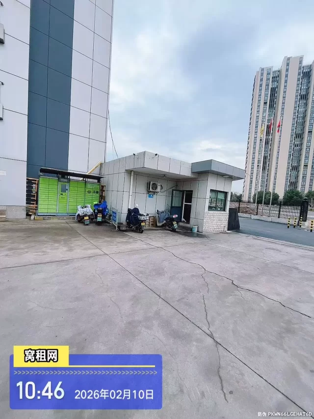 江北区洪塘街道石浦云禧酒店停车费多少？