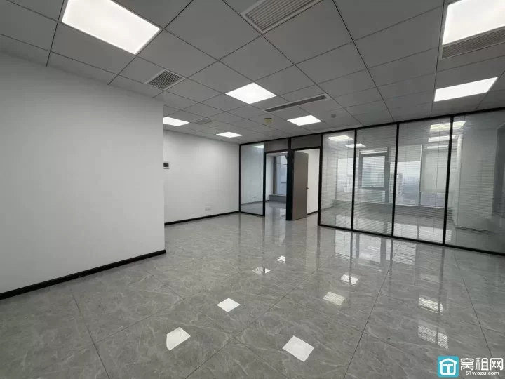 鄞州区城南商务大厦 160平 双面采光特价:1.29元出租