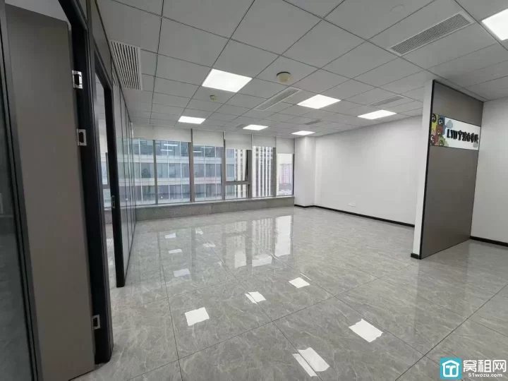 鄞州区城南商务大厦 160平 双面采光特价:1.29元出租