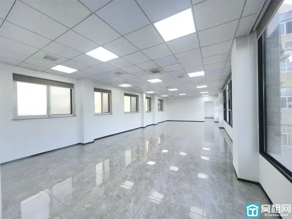 宁波康强电子隔壁中创科技园出租300平米精装1万元一个月