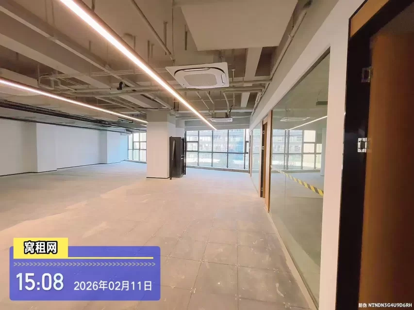 宁波海曙区南门街道甬水桥科创中心大厦353.33平米出租东北朝向