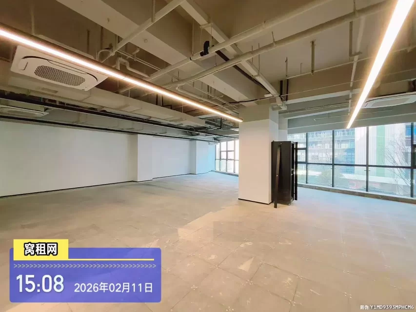 宁波海曙区南门街道甬水桥科创中心大厦353.33平米出租东北朝向