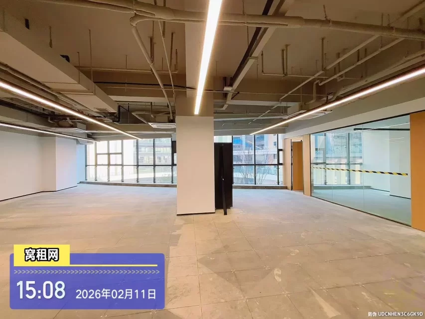 宁波海曙区南门街道甬水桥科创中心大厦353.33平米出租东北朝向