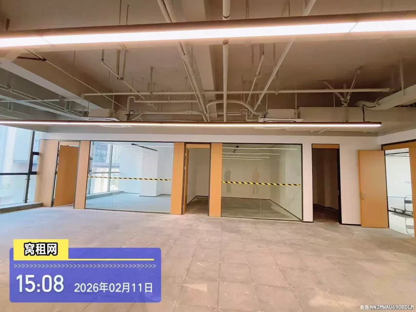 宁波海曙区南门街道甬水桥科创中心大厦353.33平米出租东北朝向