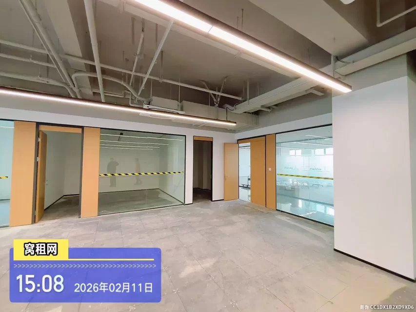 宁波海曙区南门街道甬水桥科创中心大厦353.33平米出租东北朝向