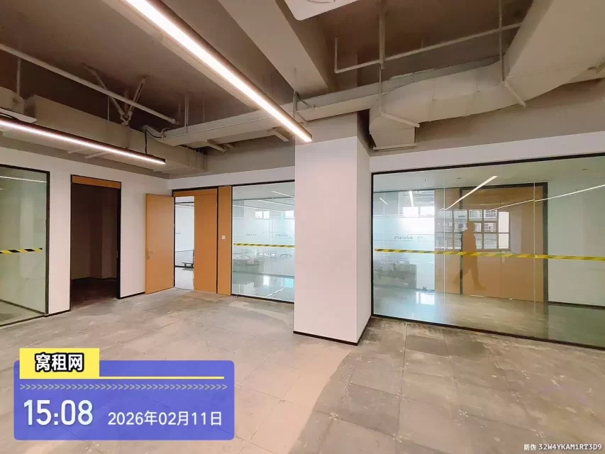 宁波海曙区南门街道甬水桥科创中心大厦353.33平米出租东北朝向