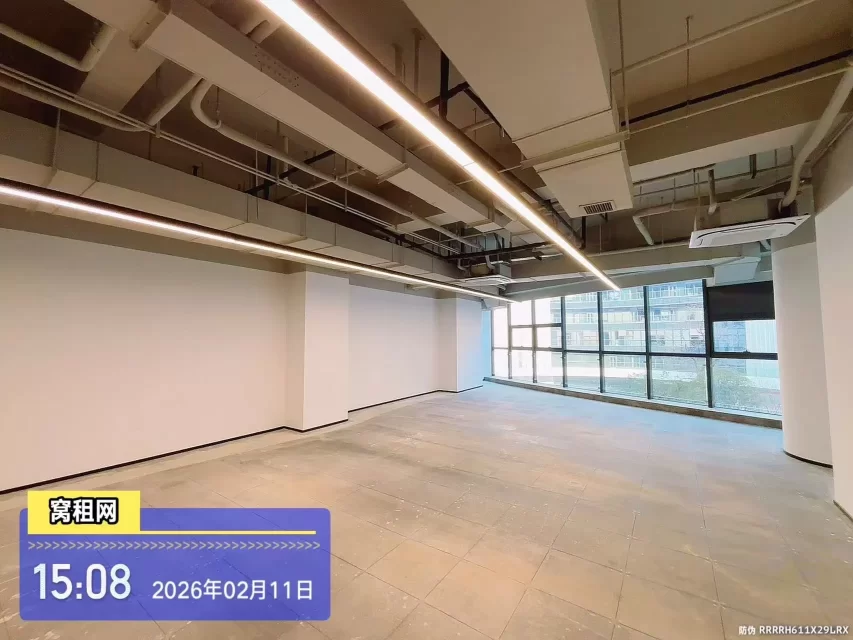 宁波海曙区南门街道甬水桥科创中心大厦353.33平米出租东北朝向