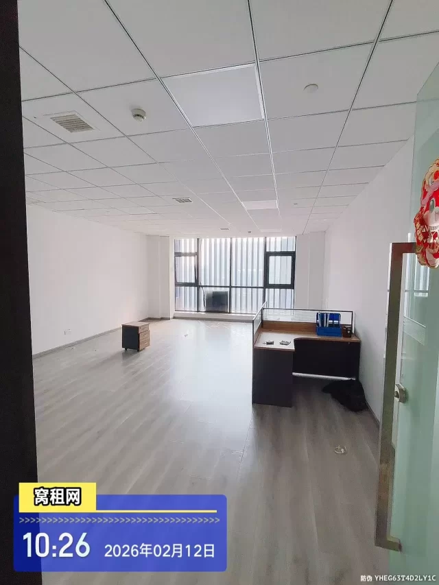 宁波镇海瀚轩大厦88平米朝南办公室3200元出租精装修