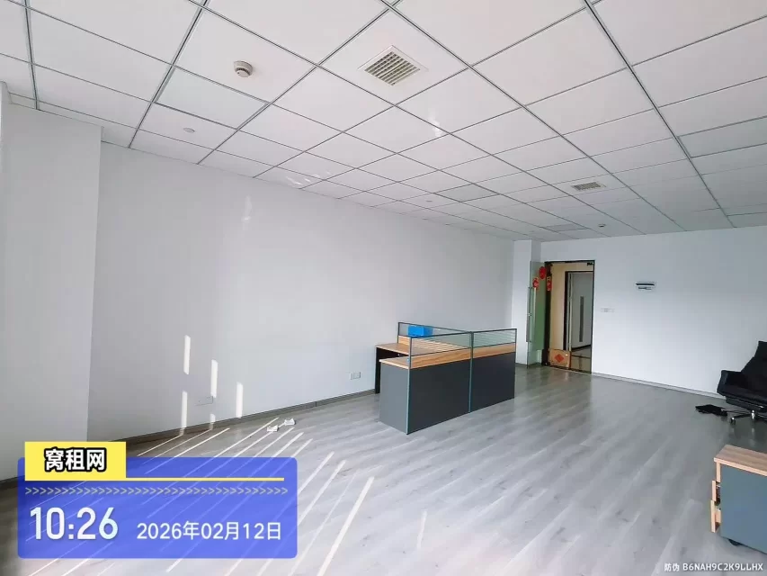 宁波镇海瀚轩大厦88平米朝南办公室3200元出租精装修